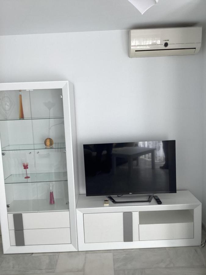 Carihuela Park Palace Apartament Sun&Beach Apartment Torremolinos Bagian luar foto